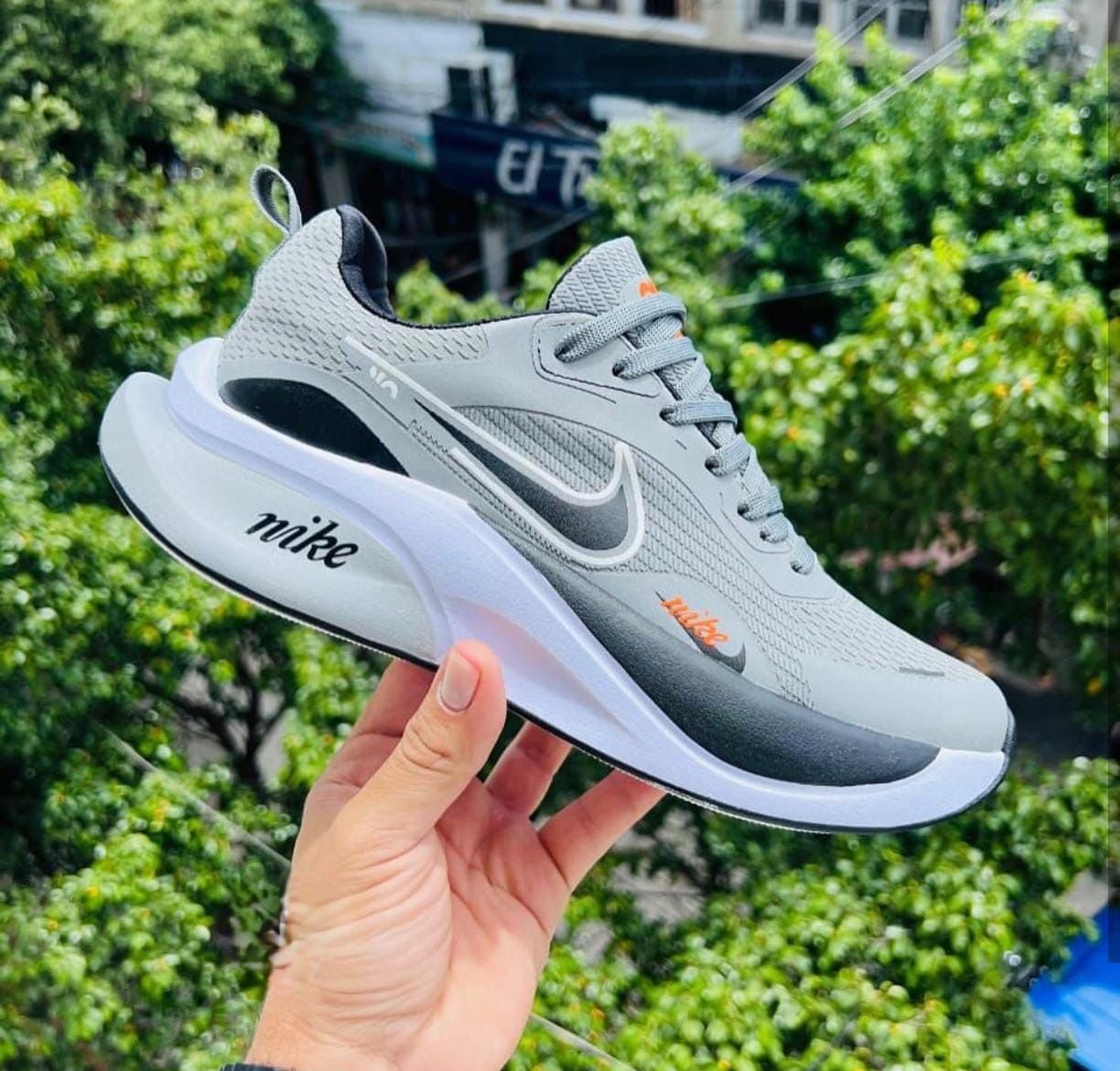 TENIS NIKE BOUNCE - COMODIDAD PREMIUM PARA QUIENES EXIGEN MÁS