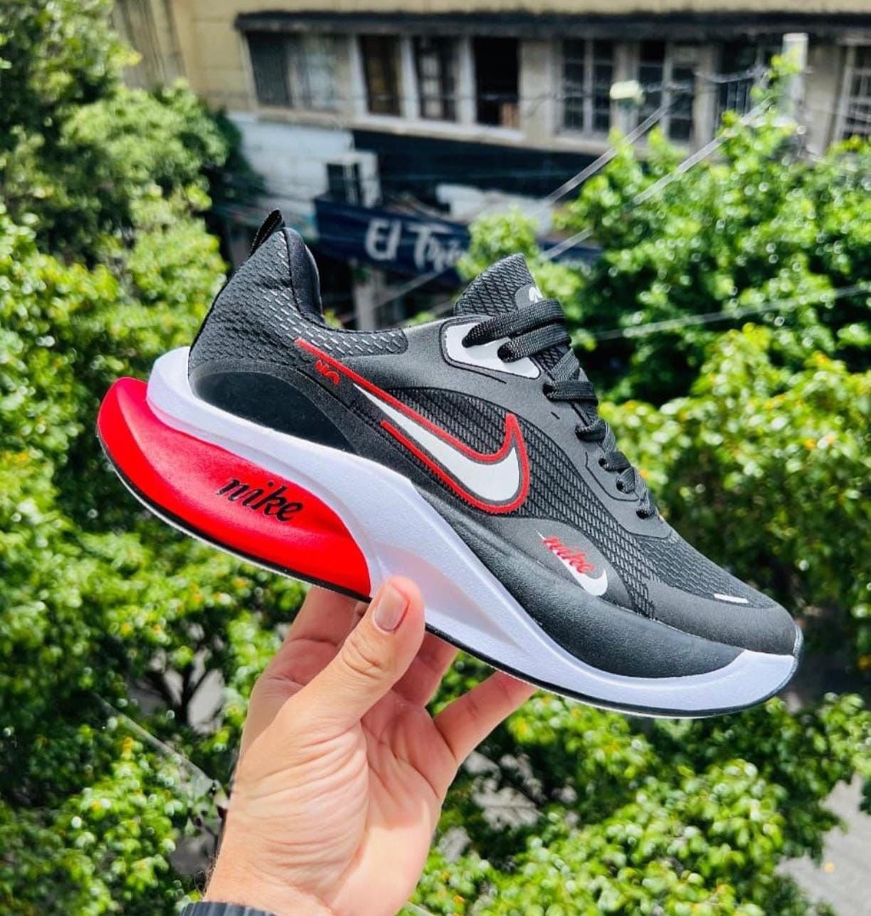 TENIS NIKE BOUNCE - COMODIDAD PREMIUM PARA QUIENES EXIGEN MÁS